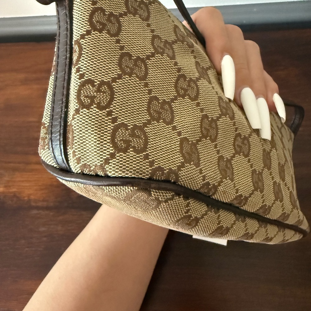 SOLD-Vintage Gucci GG Monogram Canvas Pochette Shoulder Bag - Picture 10 of 16